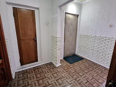 квартира за адресою Сержа Лифаря вул. (Олександра Сабурова), 18