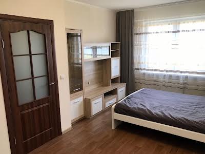 квартира за адресою Софії Русової вул., 7Г
