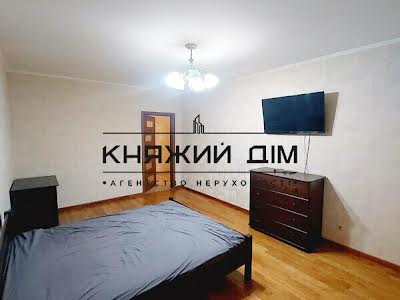 квартира за адресою Авіаконструктора Ігоря Сікорського вул. (Танкова), 1