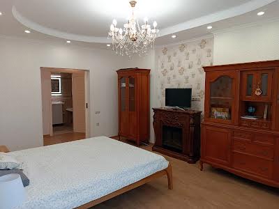 квартира по адресу Оболонский просп., 1