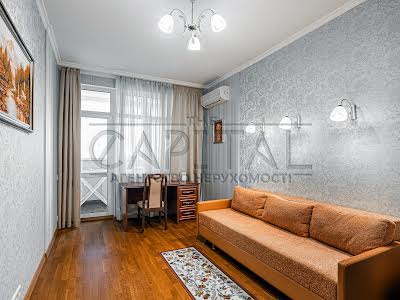 квартира за адресою Євгена Коновальця вул. (Щорса), 44-А