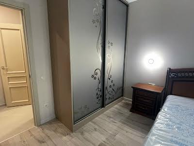 квартира по адресу Зализничная ул., 7а