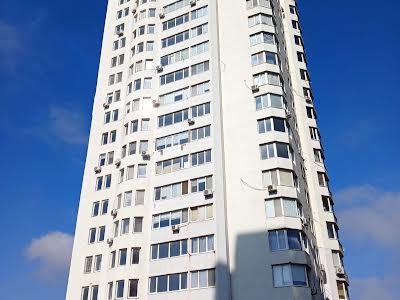 квартира за адресою Парусна вул. (Героїв Сталінграду), 1