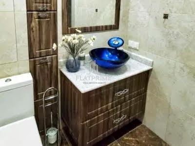 квартира за адресою Регенераторна вул., 4 к11