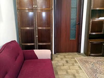 квартира за адресою Повстанська вул., 10