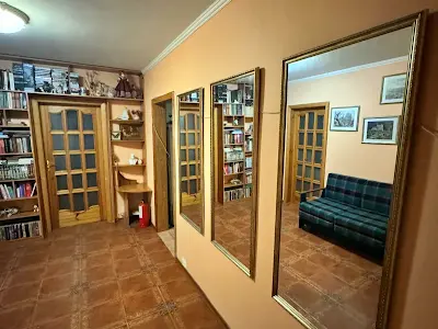 квартира за адресою Автозаводська вул., 67