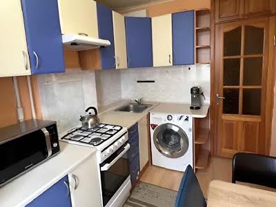 квартира по адресу Героев просп., 3