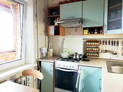 квартира за адресою Леся Курбаса просп., 12-А