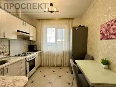 квартира по адресу Героев Крут ул. (Черепіна), 12