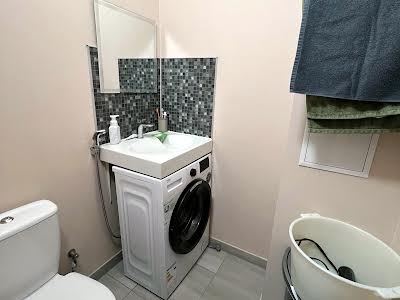квартира за адресою Леся Курбаса просп., 18г