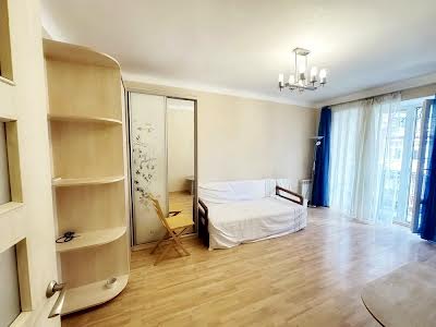 квартира за адресою Жилянська вул., 30/32-А