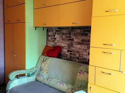 квартира за адресою Космонавтів, 140