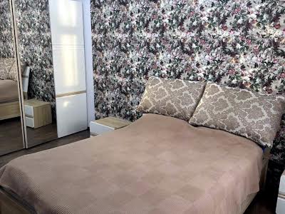квартира за адресою Незалежності вул., 11