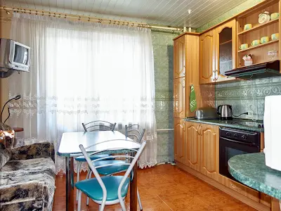 квартира за адресою Ревуцького вул., 42