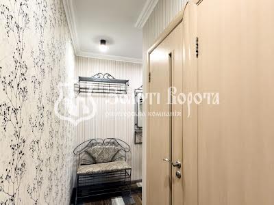 квартира за адресою Празька вул., 32