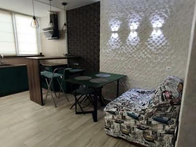квартира за адресою Драгоманова вул., 38-А