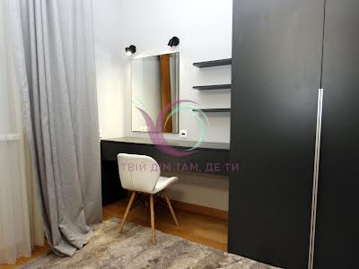 квартира за адресою Миколи Амосова вул., 4
