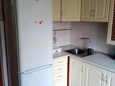 квартира за адресою Богдана Хмельницького вул., 5