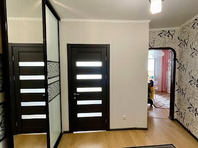 квартира за адресою Олени Пчілки вул., 8