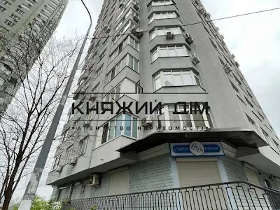 квартира за адресою Феодосійська вул., 3-В