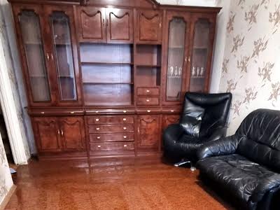 квартира за адресою Академіка Глушкова просп., 33