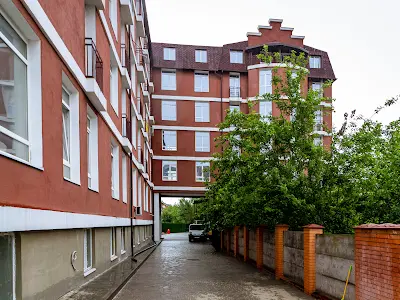 квартира за адресою Дмитра Луценка, 2в