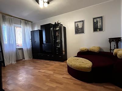 квартира по адресу Ивана Пулюя ул., 2