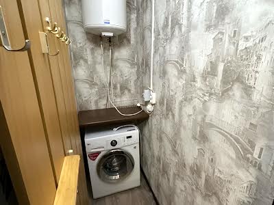 квартира за адресою Героїв Оборони вул., 5