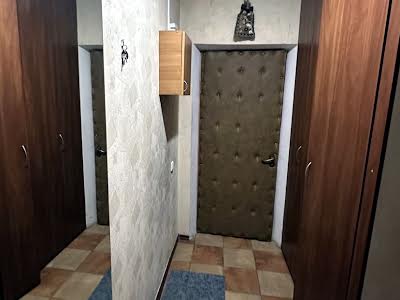 квартира за адресою Сергія Берегового вул. (Мартиросяна), 25