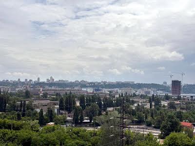 квартира за адресою Набережно-Рибальська вул., 27