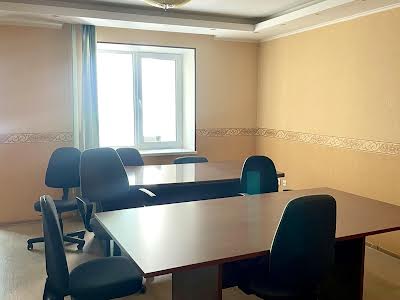комерційна за адресою Мечникова вул., 2/1