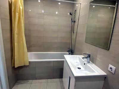 квартира за адресою Угорська вул., 12