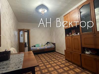 квартира за адресою Героїв Праці вул., 28Б