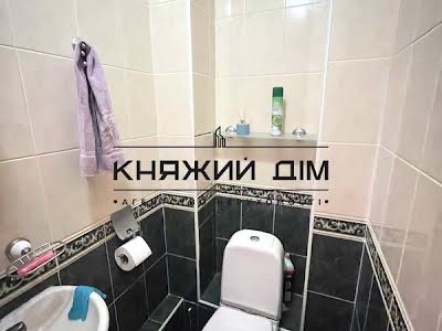 квартира по адресу Драгоманова ул., 14А