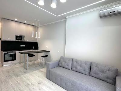 квартира за адресою Центральна вул., 21