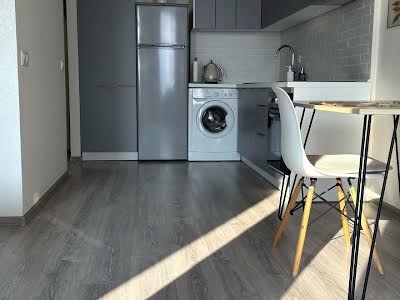 квартира за адресою Регенераторна вул., 4 к15