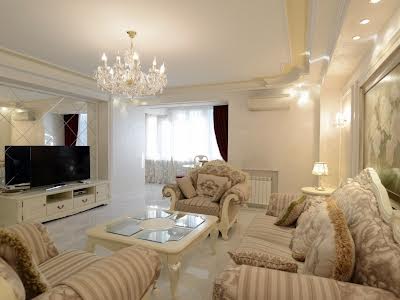 квартира за адресою Старонаводницька вул., 4-В