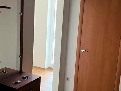 квартира по адресу Соломии Крушельницкой ул., 13