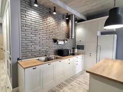 квартира за адресою Успішна вул., 18