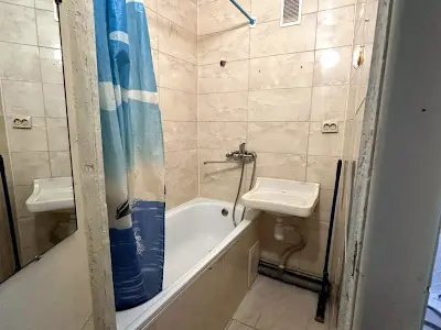 квартира за адресою Нескорених вул. (Героїв Праці), 68