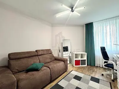 квартира за адресою Боголюбова вул., 44