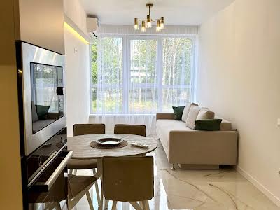 квартира за адресою Карла Мікльоша вул., 20б
