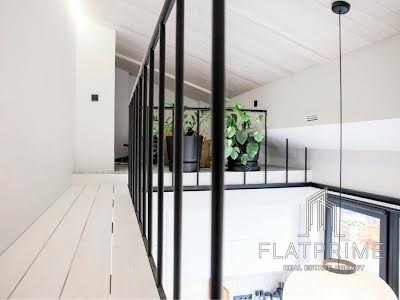 квартира за адресою Регенераторна вул., 4