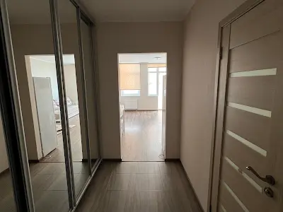 квартира за адресою Сім'ї Кульженків вул. (Петра Дегтяренка), 31-Б