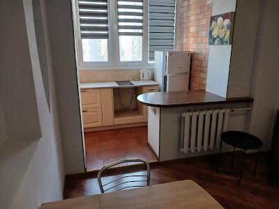 квартира за адресою Миколи Бажана просп., 12