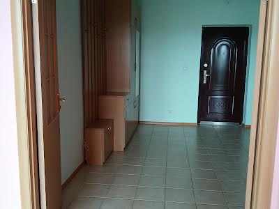 квартира за адресою Бориспільська вул., 4