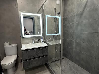 квартира по адресу Героев Небесной Сотни просп., 16/28