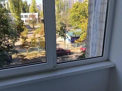 квартира за адресою Зої Гайдай вул., 3