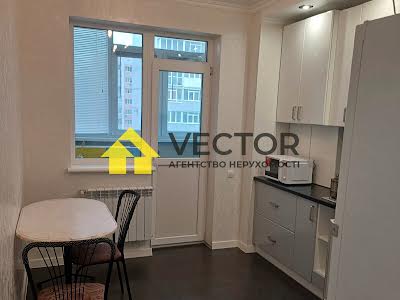 квартира за адресою Перспективна вул., 5