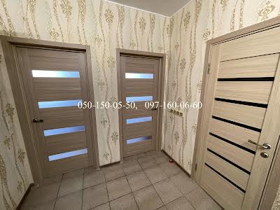 квартира за адресою Сім'ї Кульженків вул. (Петра Дегтяренка), 31-А